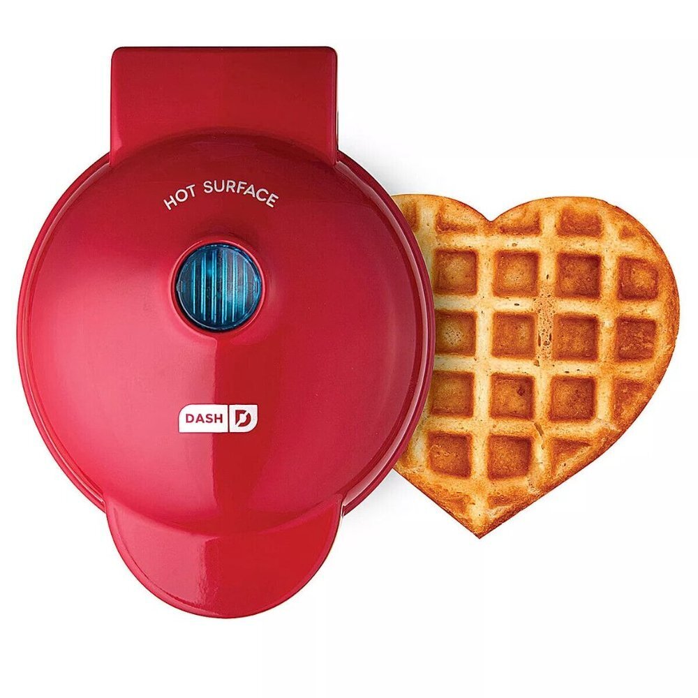 Heart shaped Dash Waffle maker new